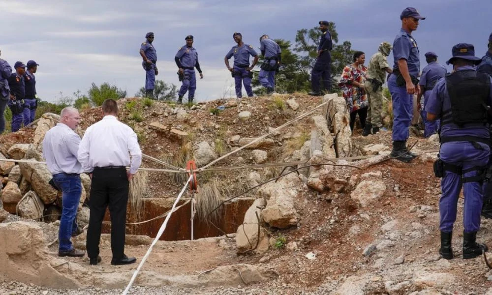 Επιχείρηση διάσωσης σε παράνομο ορυχείο χρυσού στην Αφρική: 36 μέχρι στιγμής τα πτώματα - 82 επιζώντες